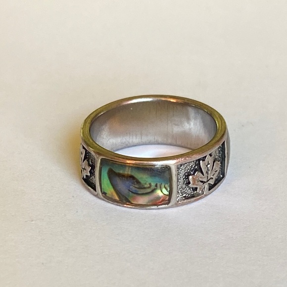 Silver Ring with Iridescent Inlay - Picture 1 of 8